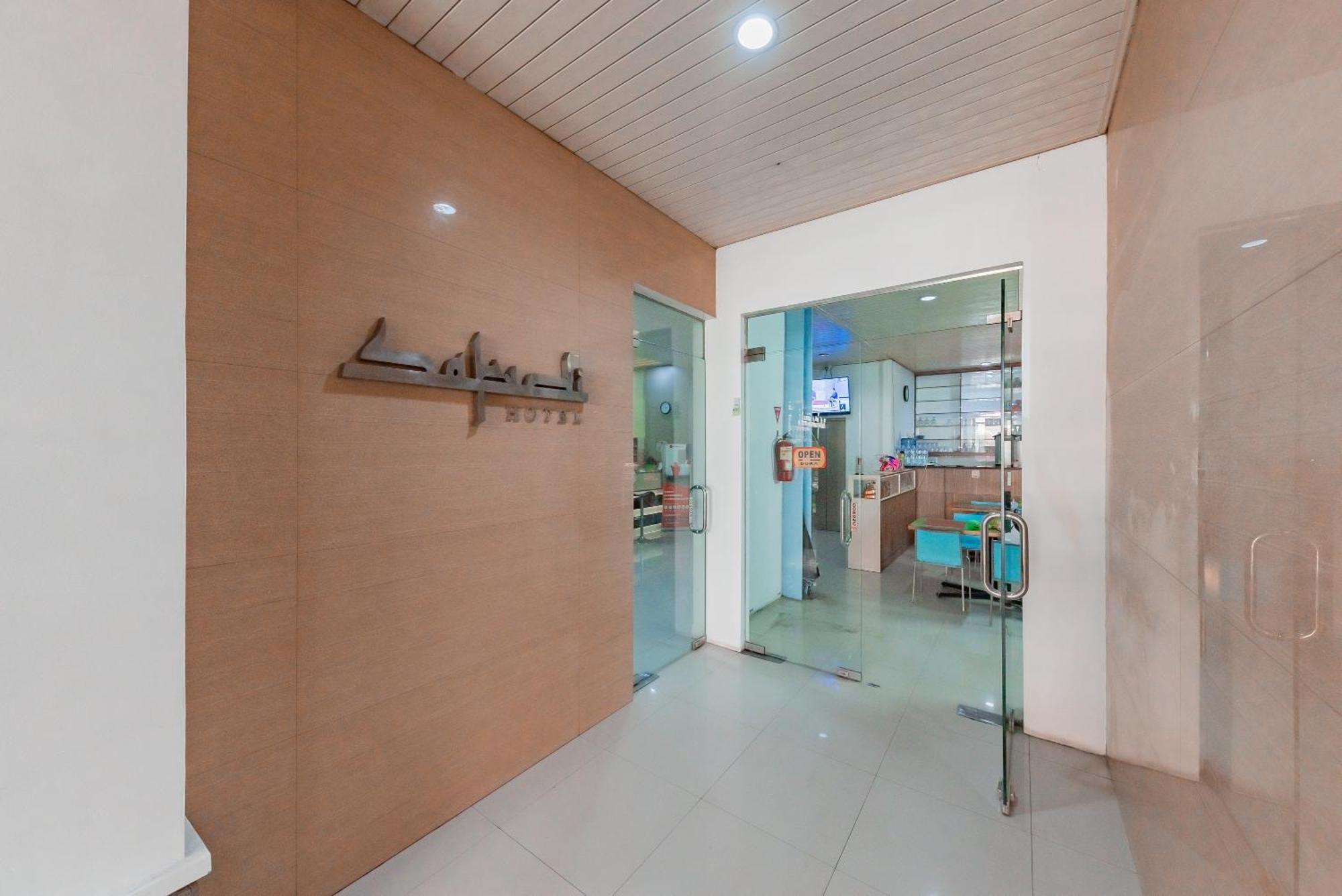Reddoorz Near Pasar Baru Bandung Hotel Екстериор снимка